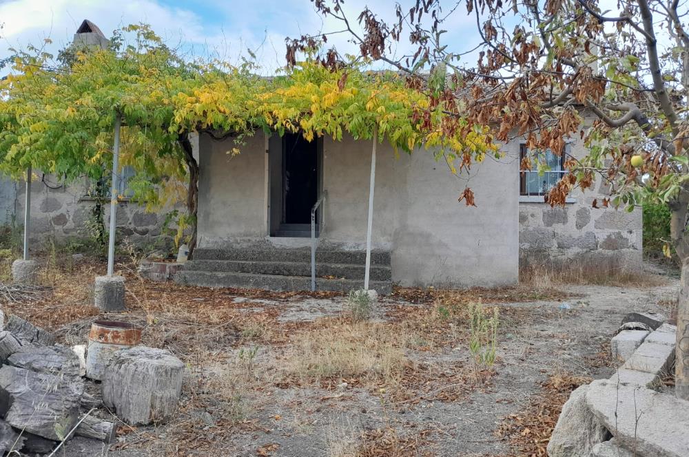 C21 LOCA'DAN SATILIK DOĞAYLA İÇİÇE TAŞ EV