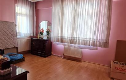 ORHANGAZİ CADDESİ'NDE 3+1 KİRALIK DAİRE