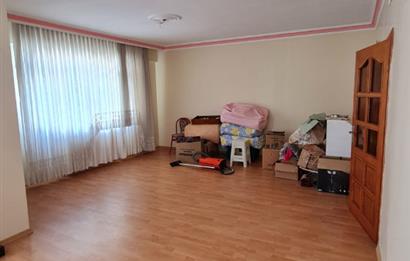 ORHANGAZİ CADDESİ'NDE 3+1 KİRALIK DAİRE