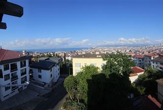 Ordu Merkez'de Deniz Manzaralı, Ferah ve Kullanışlı 3+1 Satılık Çatı Katı Daire