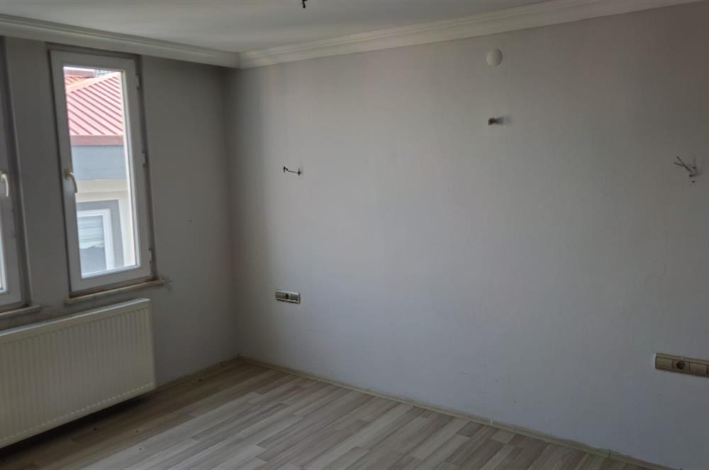 Ordu Merkez'de Deniz Manzaralı, Ferah ve Kullanışlı 3+1 Satılık Çatı Katı Daire