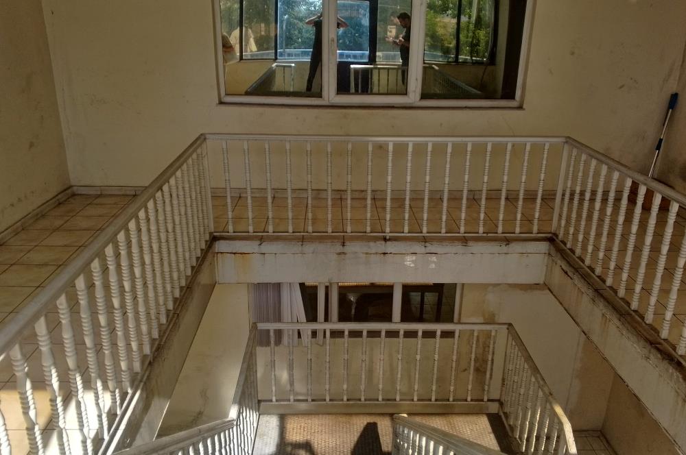 KIRŞEHİR OSB İÇİNDE KÖŞE PARSEL 3.000 m2 KAPALI ALANLI SATILIK FABRİKA