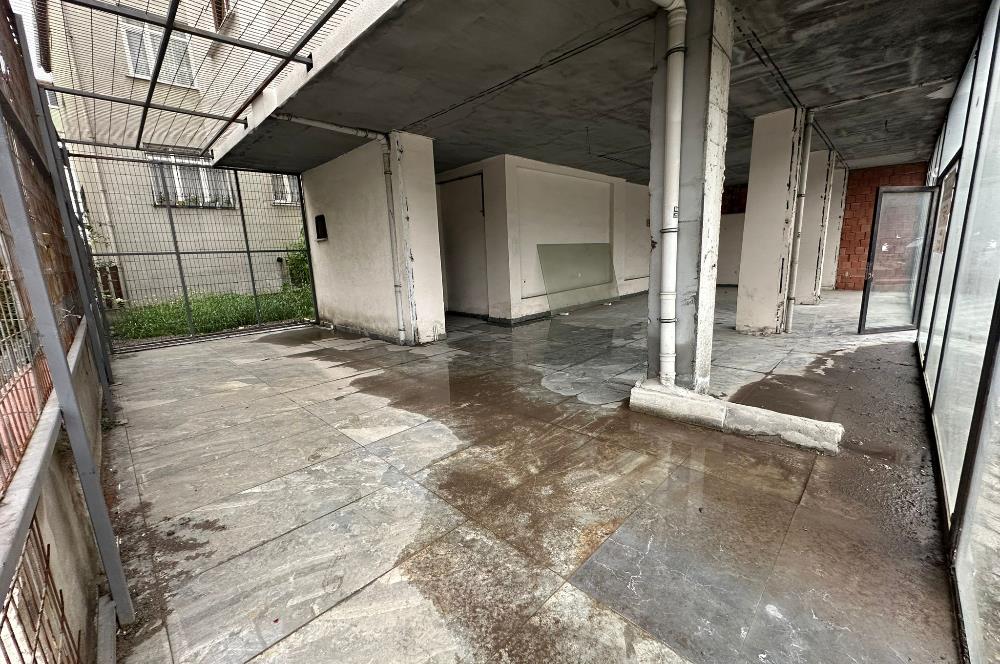 ATAŞEHİR KAYIŞDAĞI'NDA 230m2 KİRALIK DÜKKAN