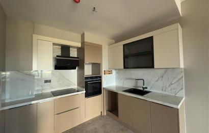 NEVAPORT İNCEKTE PEYZAJ MANZARALI BALKONLU 1+1 KİRALIK DAİRE