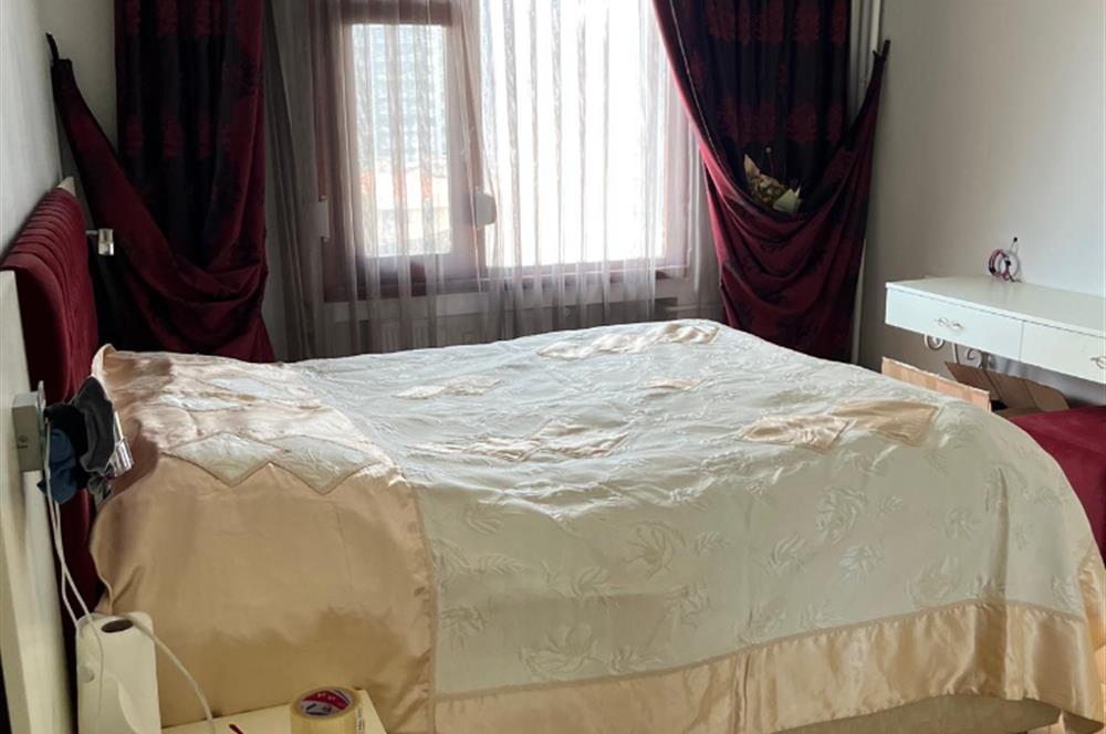 KADIKÖY ERENKÖY MAHALLESİNDE GÜVENLİKLİ GENİŞ BAKIMLI KİRALIÖ