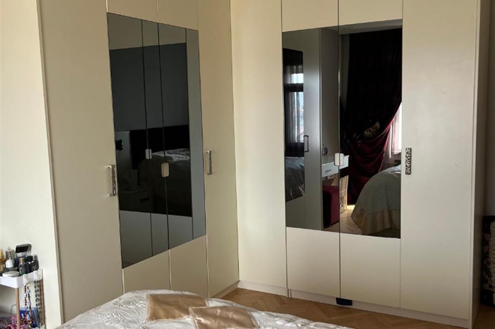 KADIKÖY ERENKÖY MAHALLESİNDE GÜVENLİKLİ GENİŞ BAKIMLI KİRALIÖ