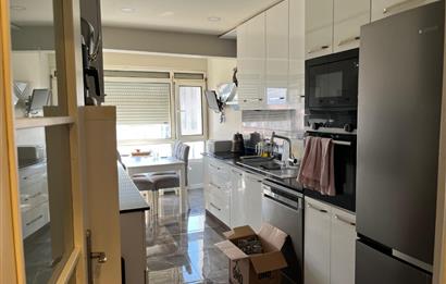 KADIKÖY ERENKÖY MAHALLESİNDE GÜVENLİKLİ GENİŞ BAKIMLI KİRALIÖ