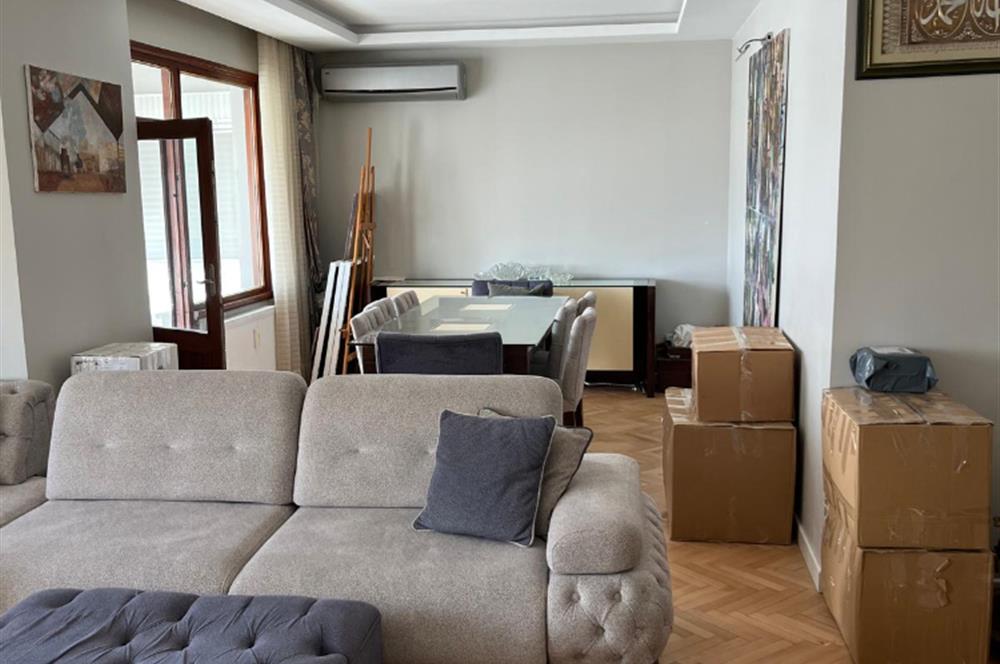 KADIKÖY ERENKÖY MAHALLESİNDE GÜVENLİKLİ GENİŞ BAKIMLI KİRALIÖ