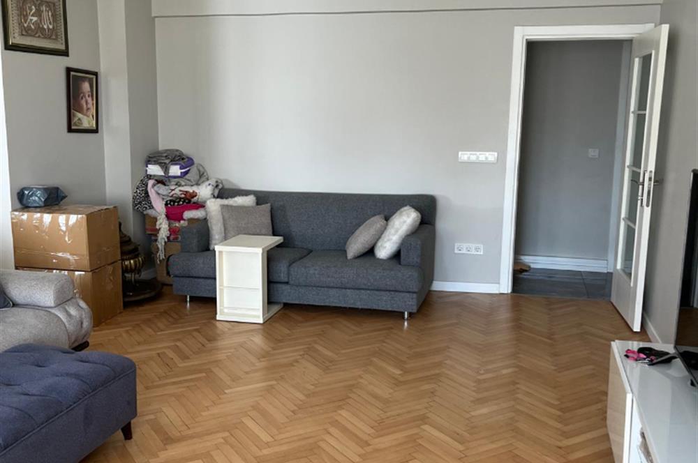KADIKÖY ERENKÖY MAHALLESİNDE GÜVENLİKLİ GENİŞ BAKIMLI KİRALIÖ