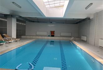 ALTUNİZADE DE HARİKA KONUMDA KAPALI YÜZME HAVUZLU SATILIK DAİRE