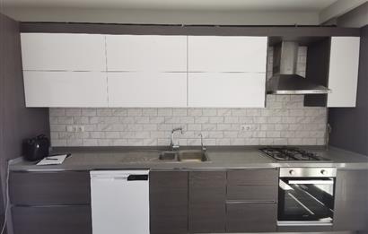 CENTURY 21 EWA'DAN DEMİRCİ'DE CADDE ÜZERİ KİRALIK 2+1 DAİRE !!!