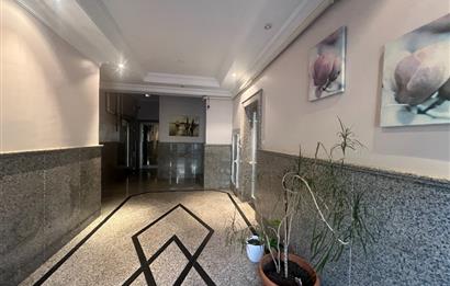 ALTUNİZADE DE HARİKA KONUMDA KAPALI YÜZME HAVUZLU SATILIK DAİRE