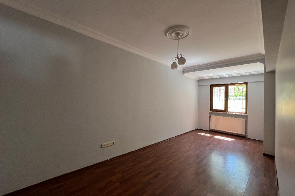 ALTUNİZADE DE HARİKA KONUMDA KAPALI YÜZME HAVUZLU SATILIK DAİRE