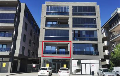 CENTURY 21 EWA'DAN DEMİRCİ'DE CADDE ÜZERİ KİRALIK 2+1 DAİRE !!!