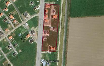 Altınovada Satılık,Site İçinde,226 m² Villa Arsası Denize 400mt