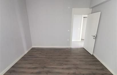 CENTURY 21 EWA'DAN DEMİRCİ'DE CADDE ÜZERİ KİRALIK 2+1 DAİRE !!!