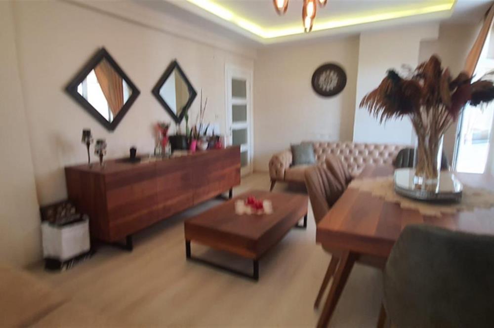 ÇEKMEKÖY HAMİDİYE MAH.6+2 GENİŞ KULLANIMLI ÜST DUBLEKS SATILIK