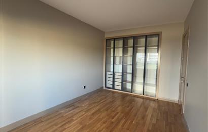NEVAPORT İNCEKTE PEYZAJ MANZARALI BALKONLU 1+1 KİRALIK DAİRE
