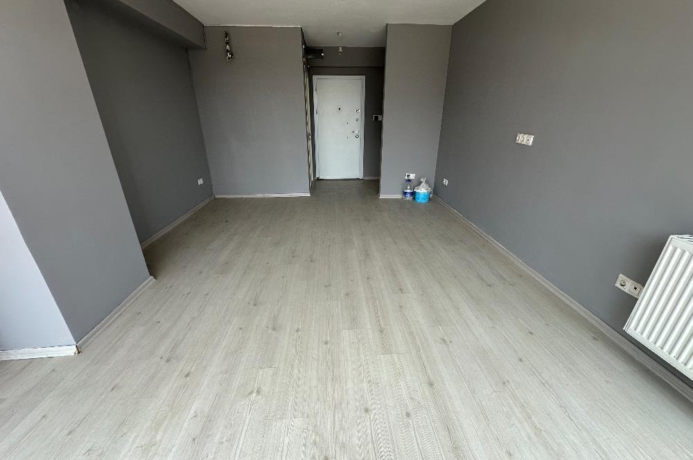 ÇEKMEKÖY TAŞDELEN ŞİLE OTOBAN CEPHE OFİS KATI
