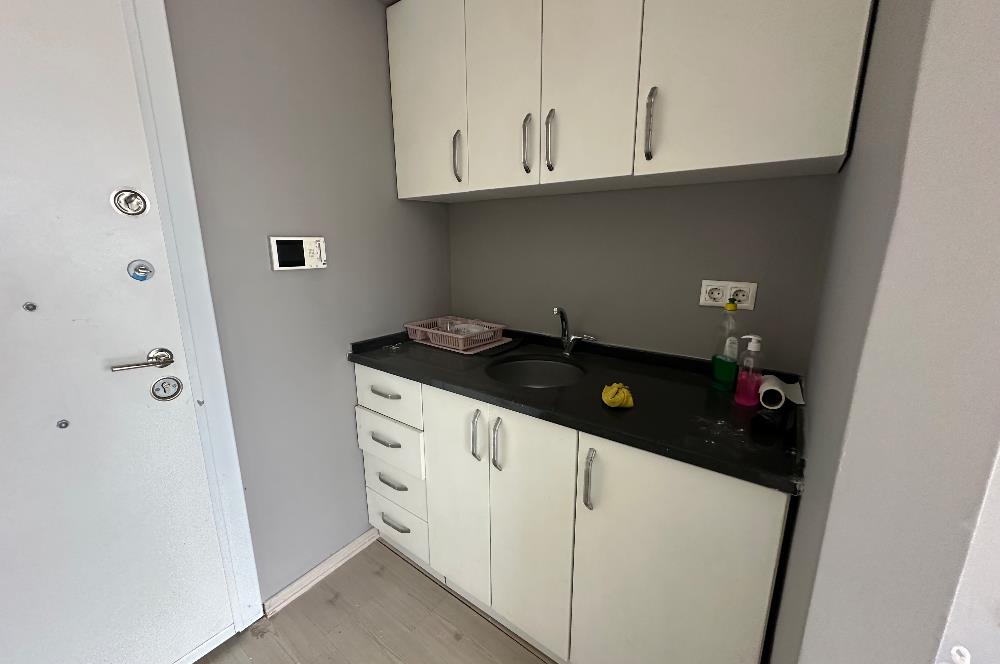 ÇEKMEKÖY TAŞDELEN ŞİLE OTOBAN CEPHE OFİS KATI