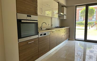 Sur Yapı İlkbahar satılık 3 + 1 bahçe katı