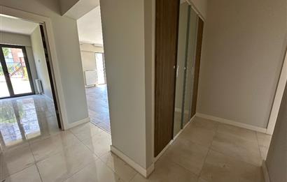 Sur Yapı İlkbahar satılık 3 + 1 bahçe katı