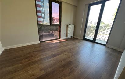 Sur Yapı İlkbahar satılık 3 + 1 bahçe katı