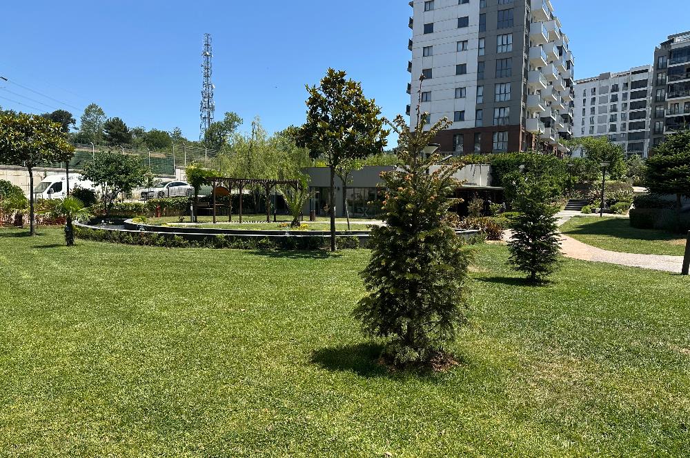 Sur Yapı İlkbahar satılık 3 + 1 bahçe katı
