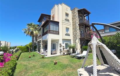 Yalıkavak Anfora Villalarında Eşsiz Deniz Manzaralı Köşe Konum Müstakil Bahçeli Modern Villa