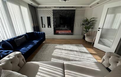 ÇEKMEKÖY TAŞDELEN MERKEZDE SATILIK 2+1 LÜKS DAİRE
