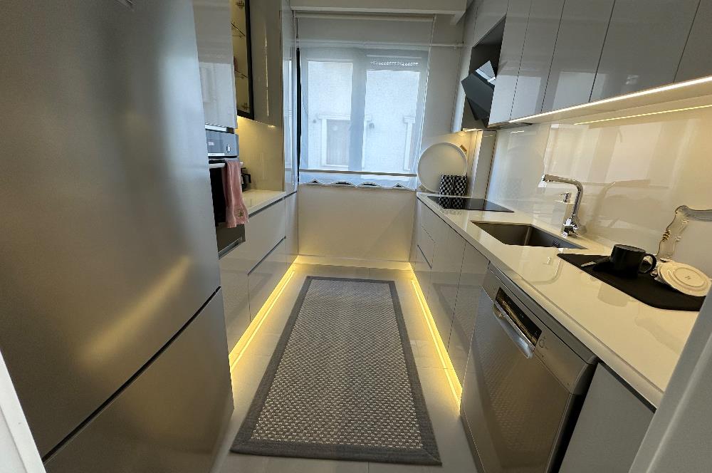 ÇEKMEKÖY TAŞDELEN MERKEZDE SATILIK 2+1 LÜKS DAİRE