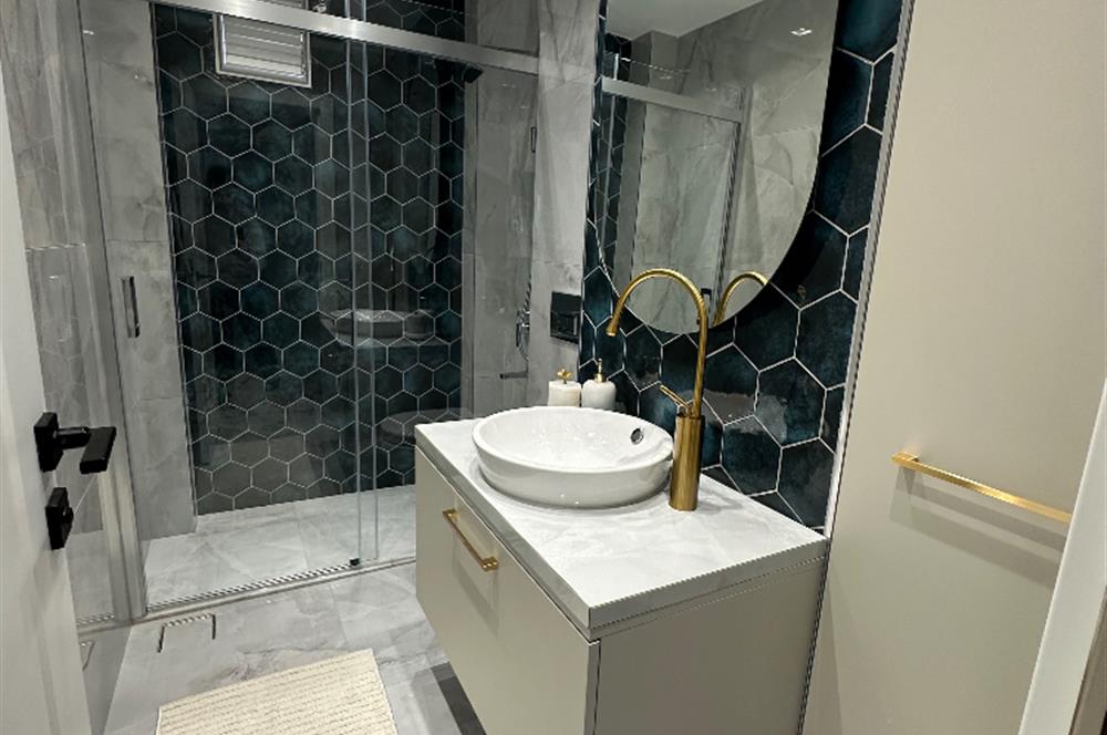 ÇEKMEKÖY TAŞDELEN MERKEZDE SATILIK 2+1 LÜKS DAİRE