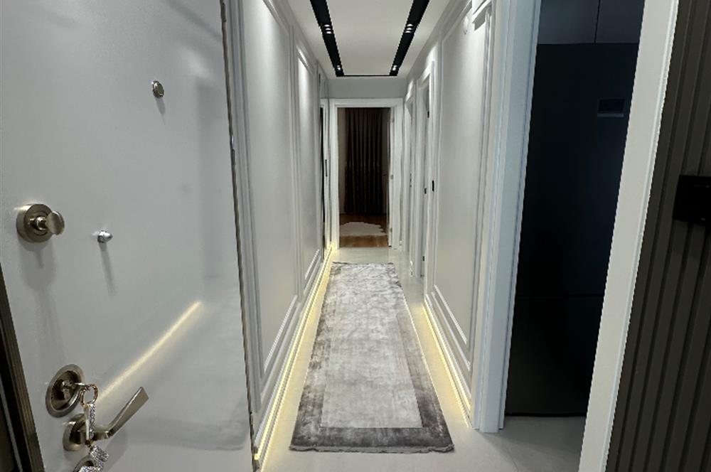 ÇEKMEKÖY TAŞDELEN MERKEZDE SATILIK 2+1 LÜKS DAİRE