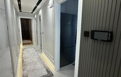 ÇEKMEKÖY TAŞDELEN MERKEZDE SATILIK 2+1 LÜKS DAİRE