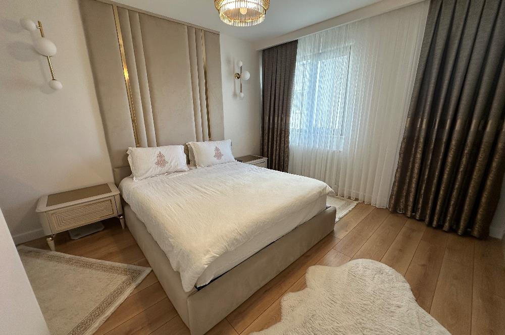 ÇEKMEKÖY TAŞDELEN MERKEZDE SATILIK 2+1 LÜKS DAİRE