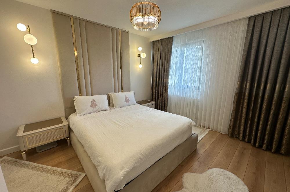 ÇEKMEKÖY TAŞDELEN MERKEZDE SATILIK 2+1 LÜKS DAİRE