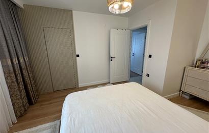 ÇEKMEKÖY TAŞDELEN MERKEZDE SATILIK 2+1 LÜKS DAİRE