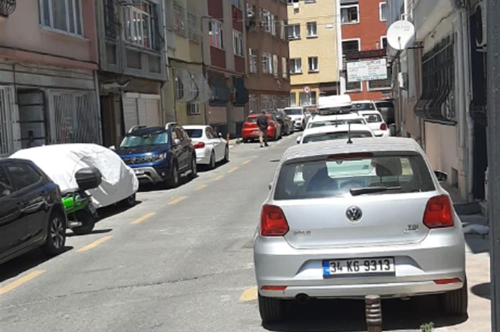 ÇİÇEKCİ MERKEZDE GENİŞ  2+1 KİRALIK DAİRE