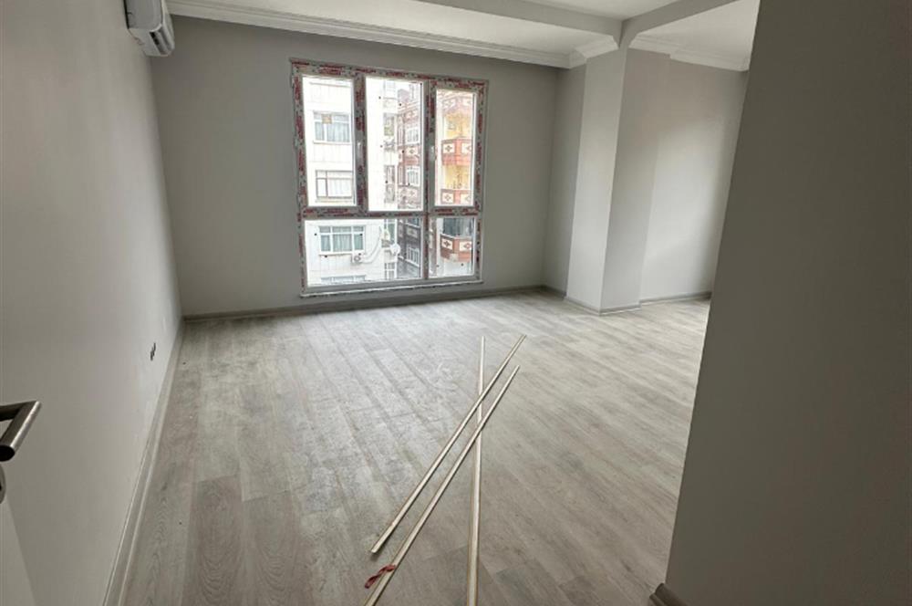 Ümraniye İstiklal'de Merkezi Lokasyon'da 3+1 Satılık Daire