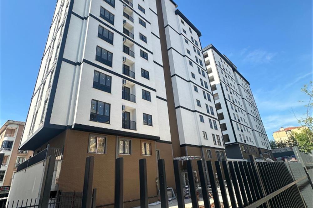 Ümraniye İstiklal'de Merkezi Lokasyon'da 3+1 Satılık Daire