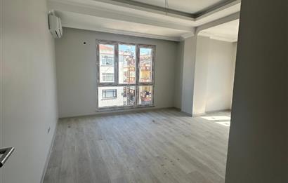 Ümraniye İstiklal'de Merkezi Lokasyon'da 3+1 Satılık Daire