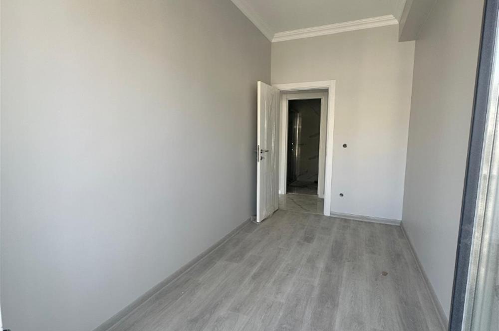 Ümraniye İstiklal'de Merkezi Lokasyon'da 3+1 Satılık Daire