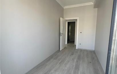 Ümraniye İstiklal'de Merkezi Lokasyon'da 3+1 Satılık Daire