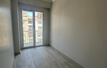 Ümraniye İstiklal'de Merkezi Lokasyon'da 3+1 Satılık Daire