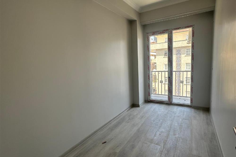 Ümraniye İstiklal'de Merkezi Lokasyon'da 3+1 Satılık Daire