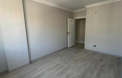 Ümraniye İstiklal'de Merkezi Lokasyon'da 3+1 Satılık Daire
