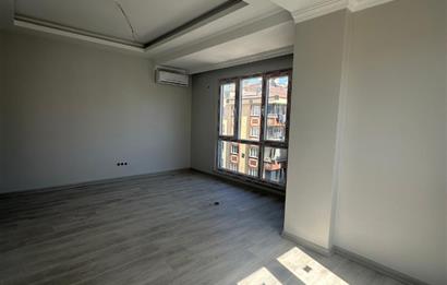 Ümraniye İstiklal'de Merkezi Lokasyon'da 3+1 Satılık Daire