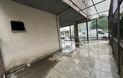 ATAŞEHİR KAYIŞDAĞI'NDA 230m2 SATILIK DÜKKAN