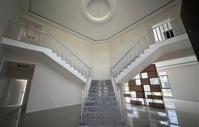 GÖLBAŞI HACILAR'DA KİRALIK ULTRA LÜKS VİLLA