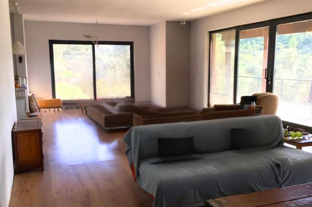 Bodrum Yalıçiftlik'te 1.5 Dönüm İçinde Müstakil Villa